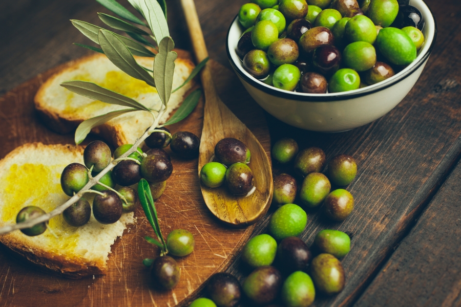 Alimentazione. Oli buoni e oli cattivi: impariamo a conoscerli.